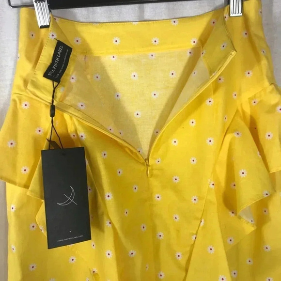 The Fifth Label Fiesta Mini Skirt Daisy Print - Picture 10 of 11
